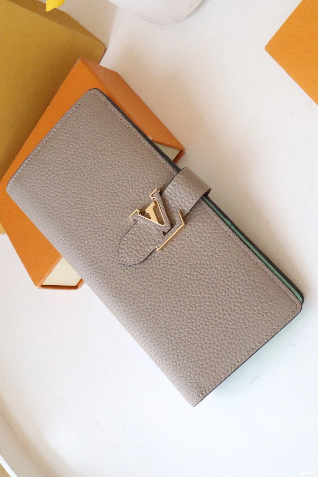 WIS VERTICAL VUITTON WALLET LOUIS 0707